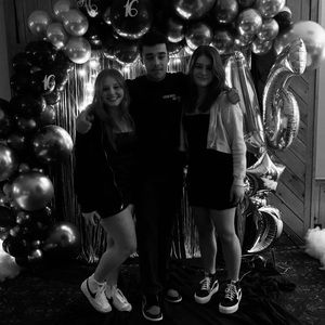 Meet your Posher, Emma